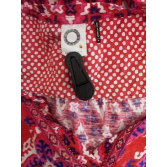 Akemi + Kin Top Sz M Red Multi Sharkbite Hem Anthropologie Sleeveless Bright - Picture 3 of 4